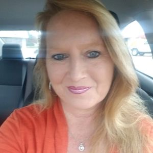 Meet your Posher, Elizabeth diane